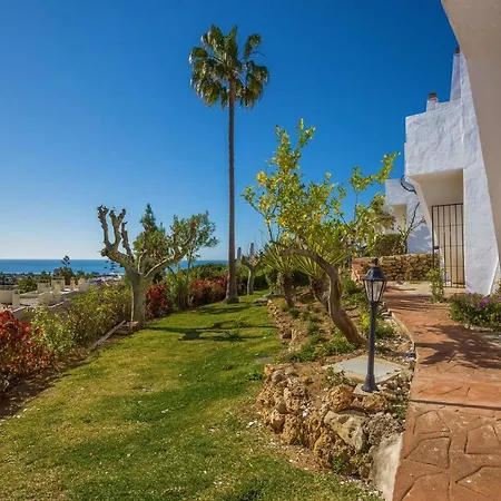 3 Calle Monte Paraiso Holiday home Sitio de Calahonda